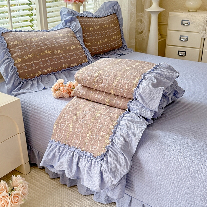 91家纺网 家纺一手货源 找家纺 （总）韩约家纺 2026新款法式大花边床盖款泡芙棉夏凉被空调被四件套