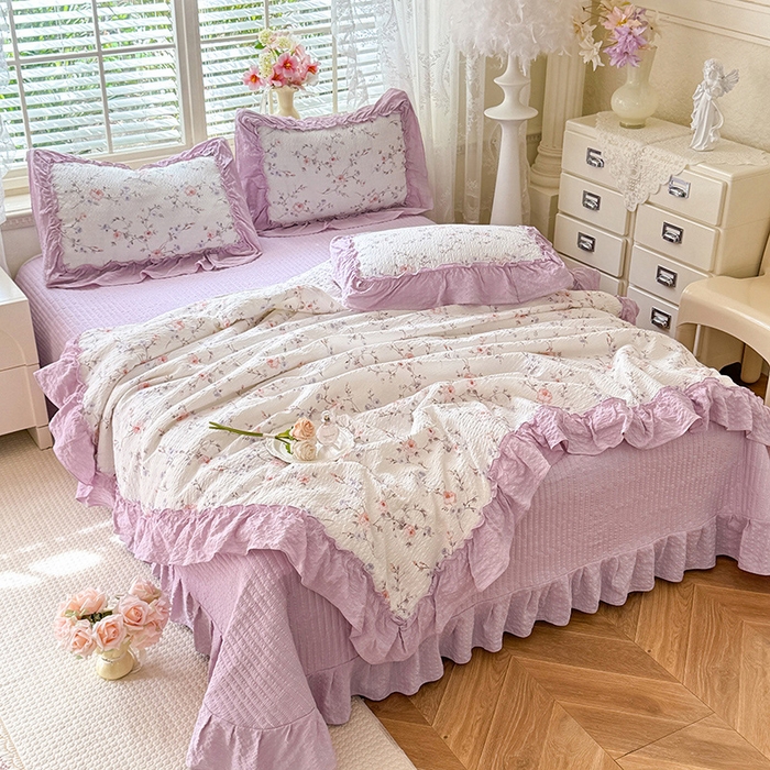 91家纺网 家纺一手货源 找家纺 韩约家纺 2026新款法式大花边床盖款泡芙棉夏凉被空调被四件套 春旭