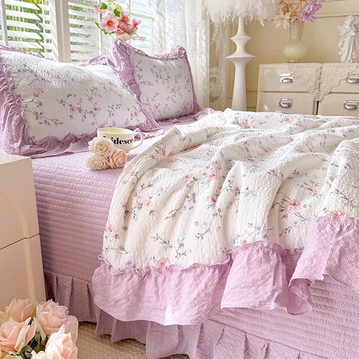 91家纺网 家纺一手货源 找家纺 韩约家纺 2026新款法式大花边床盖款泡芙棉夏凉被空调被四件套 春旭