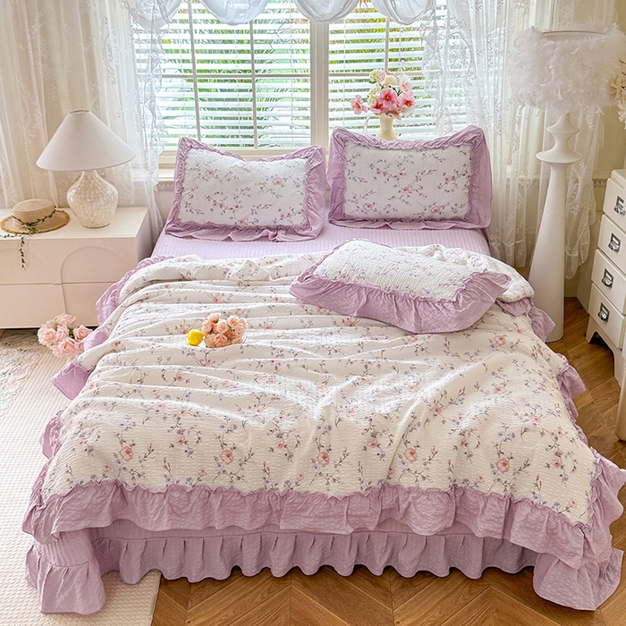 91家纺网 家纺一手货源 找家纺 韩约家纺 2026新款法式大花边床盖款泡芙棉夏凉被空调被四件套 春旭