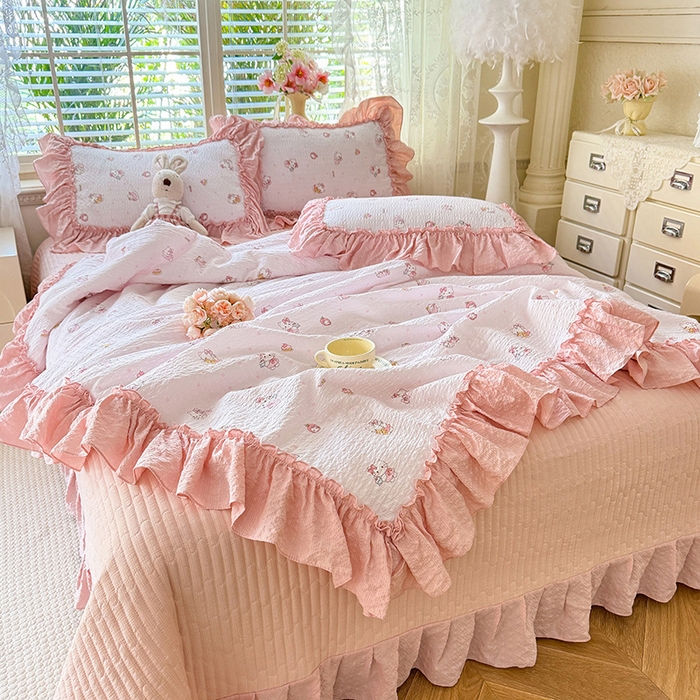 91家纺网 家纺一手货源 找家纺 韩约家纺 2026新款法式大花边床盖款泡芙棉夏凉被空调被四件套 宝贝甜心