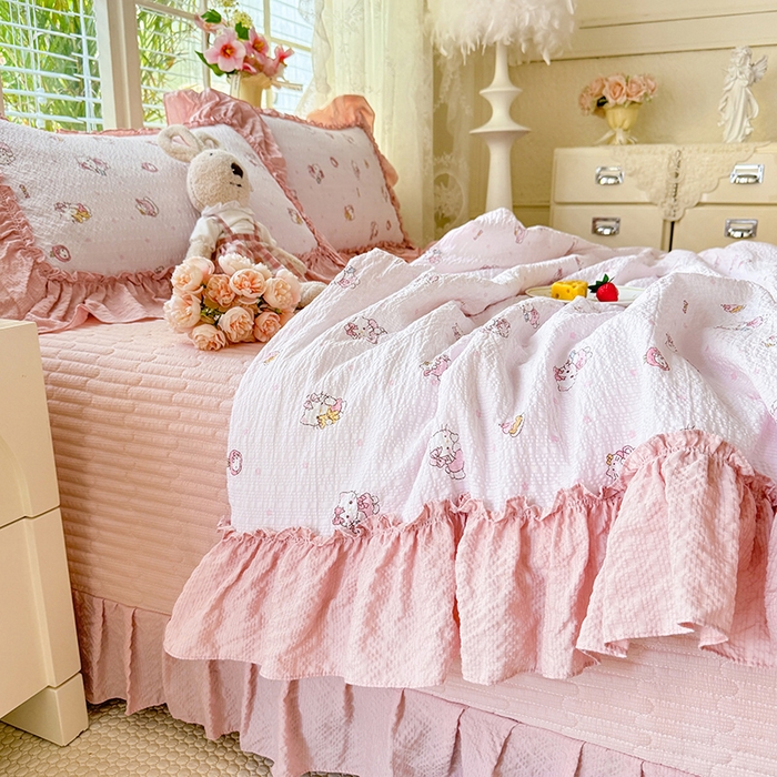 91家纺网 家纺一手货源 找家纺 韩约家纺 2026新款法式大花边床盖款泡芙棉夏凉被空调被四件套 宝贝甜心