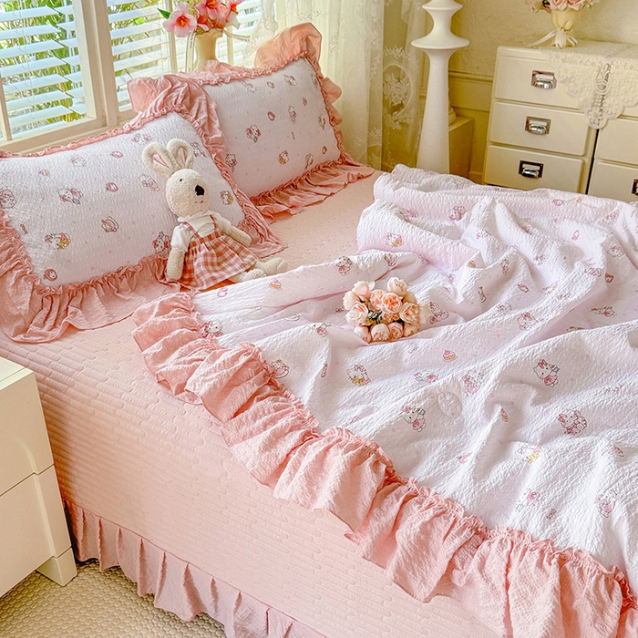 91家纺网 家纺一手货源 找家纺 韩约家纺 2026新款法式大花边床盖款泡芙棉夏凉被空调被四件套 宝贝甜心