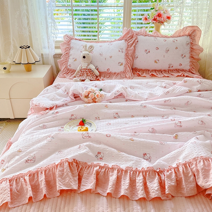 91家纺网 家纺一手货源 找家纺 韩约家纺 2026新款法式大花边床盖款泡芙棉夏凉被空调被四件套 宝贝甜心