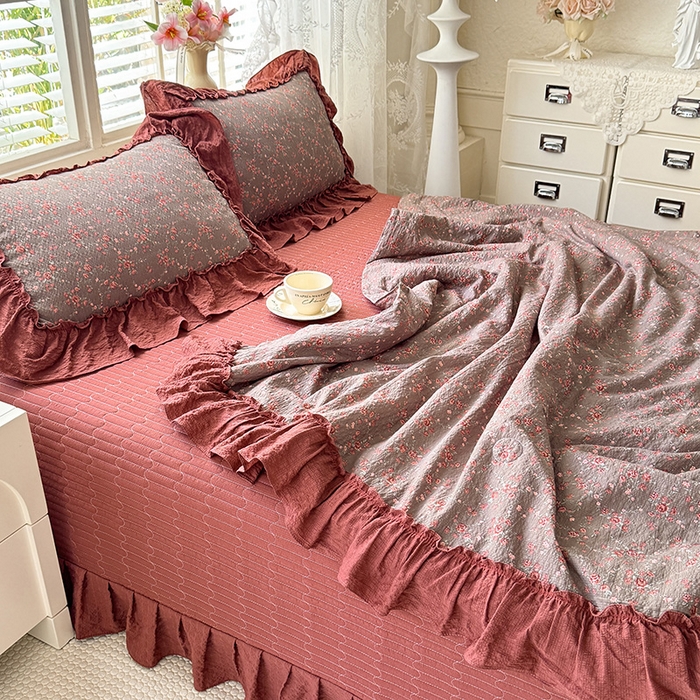 91家纺网 家纺一手货源 找家纺 韩约家纺 2026新款法式大花边床盖款泡芙棉夏凉被空调被四件套 仟香