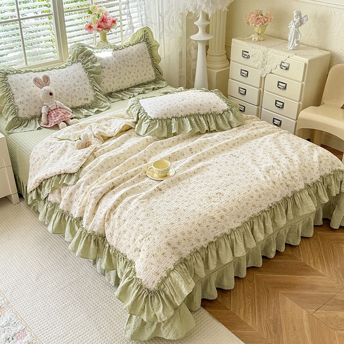 91家纺网 家纺一手货源 找家纺 韩约家纺 2026新款法式大花边床盖款泡芙棉夏凉被空调被四件套 绿意