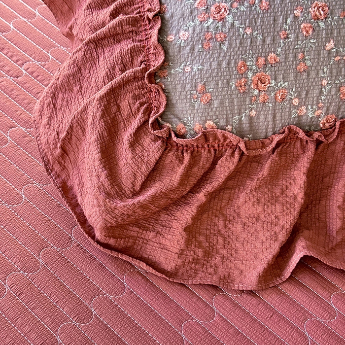 91家纺网 家纺一手货源 找家纺 韩约家纺 2026新款法式大花边床盖款泡芙棉夏凉被空调被四件套 仟香