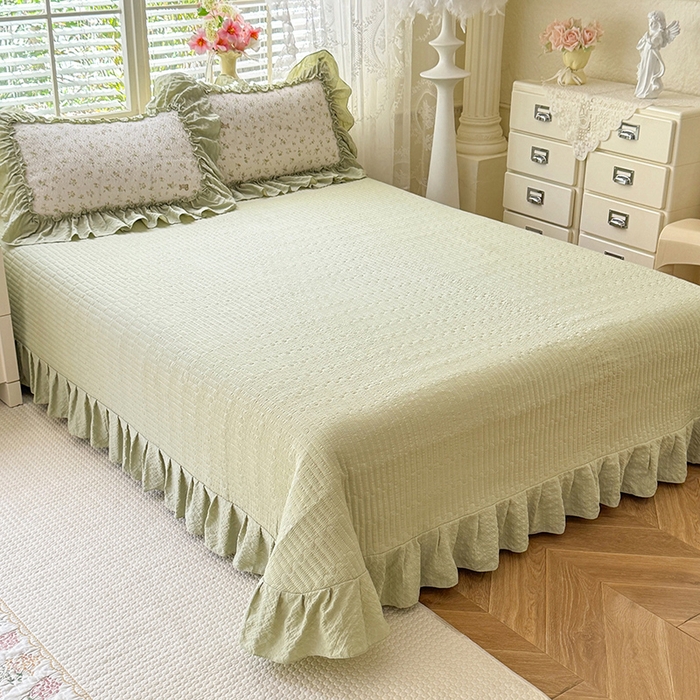 91家纺网 家纺一手货源 找家纺 韩约家纺 2026新款法式大花边床盖款泡芙棉夏凉被空调被四件套 绿意