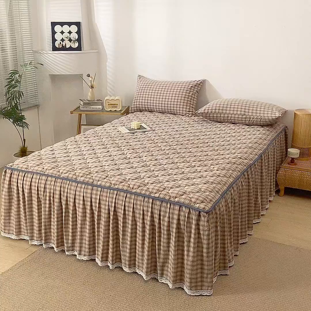 91家纺网 家纺一手货源 找家纺 （总）欧妮家纺 2026新款无印全棉水洗棉夹棉单床裙-三件套