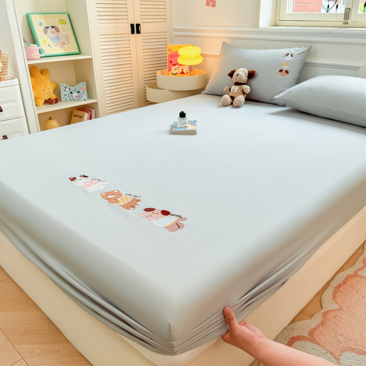 91家纺网 家纺一手货源 找家纺 居眠 2026新款A类全棉卡通刺绣单层童话乐园床笠 童话乐园-灰