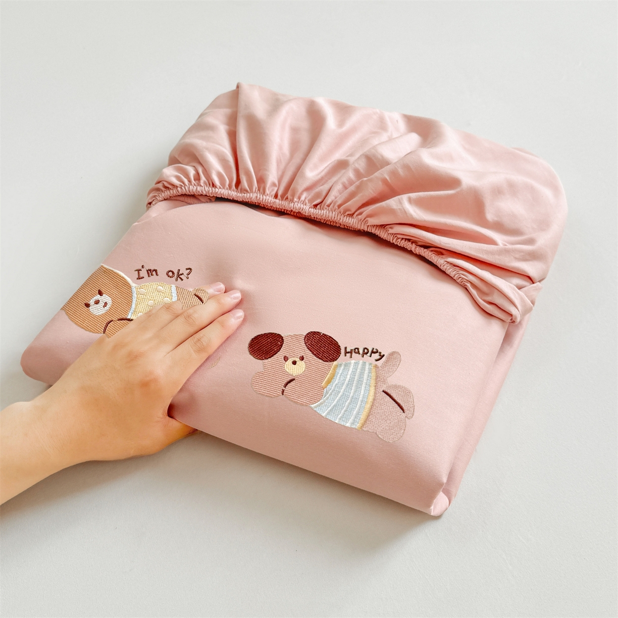 91家纺网 家纺一手货源 找家纺 居眠 2026新款A类全棉卡通刺绣单层童话乐园床笠 童话乐园-粉