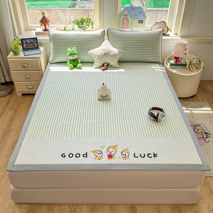 91家纺网 家纺一手货源 找家纺 （总）梦初语 2026春夏新款刺绣凉感豆豆冰丝软席三件套（400克加厚 夹层加捻 不起球 可机洗）