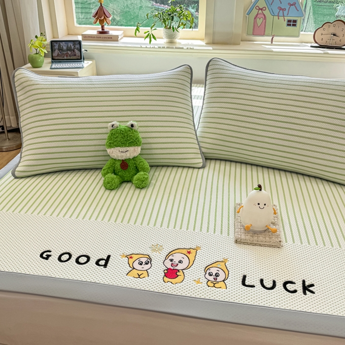 91家纺网 家纺一手货源 找家纺 （总）梦初语 2026春夏新款刺绣凉感豆豆冰丝软席三件套（400克加厚 夹层加捻 不起球 可机洗）