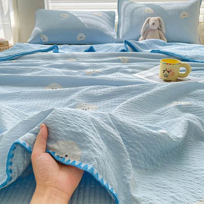 91家纺网 家纺一手货源 找家纺 梵朴 2025新款牛奶绒夹棉床垫床褥加厚珊瑚绒床护垫-印花系列（大床图） 元气小熊