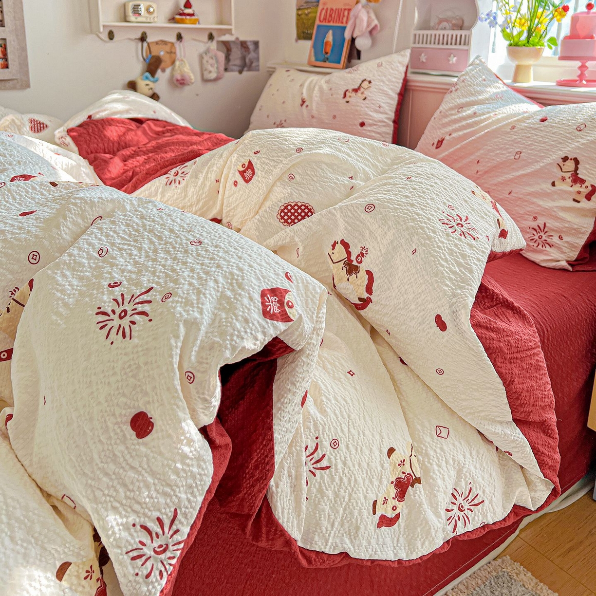 91家纺网 家纺一手货源 找家纺 欧妮家纺 2026新款泡芙棉印花四件套-跑量款 泡芙-鸿运小马