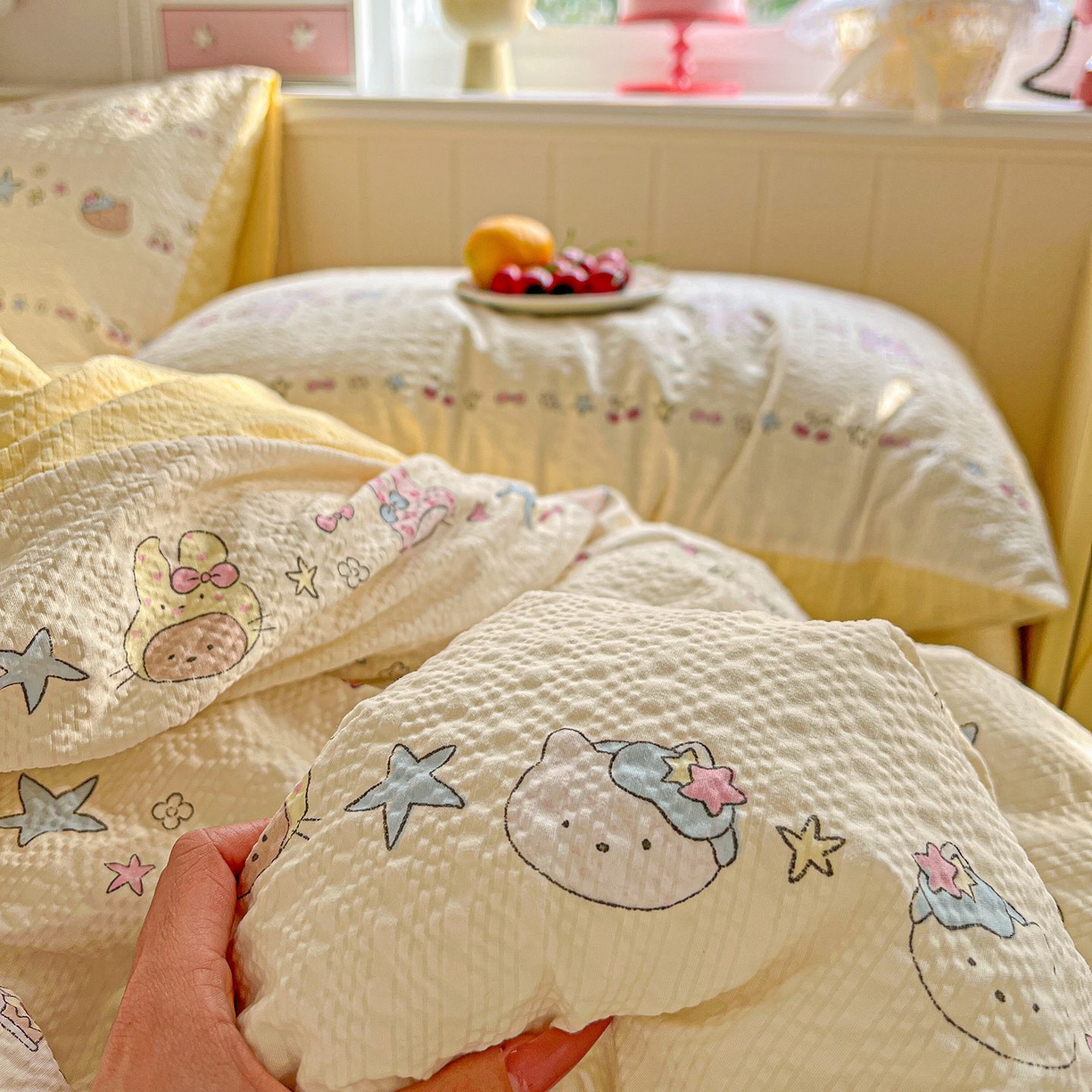 91家纺网 家纺一手货源 找家纺 欧妮家纺 2026新款泡芙棉印花四件套-跑量款 泡芙-萌宠派对（黄）