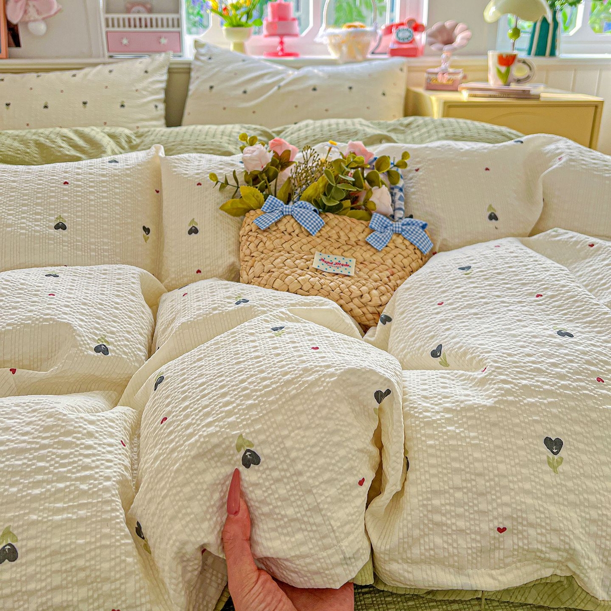 91家纺网 家纺一手货源 找家纺 欧妮家纺 2026新款泡芙棉印花四件套-跑量款 泡芙-奶樱点点