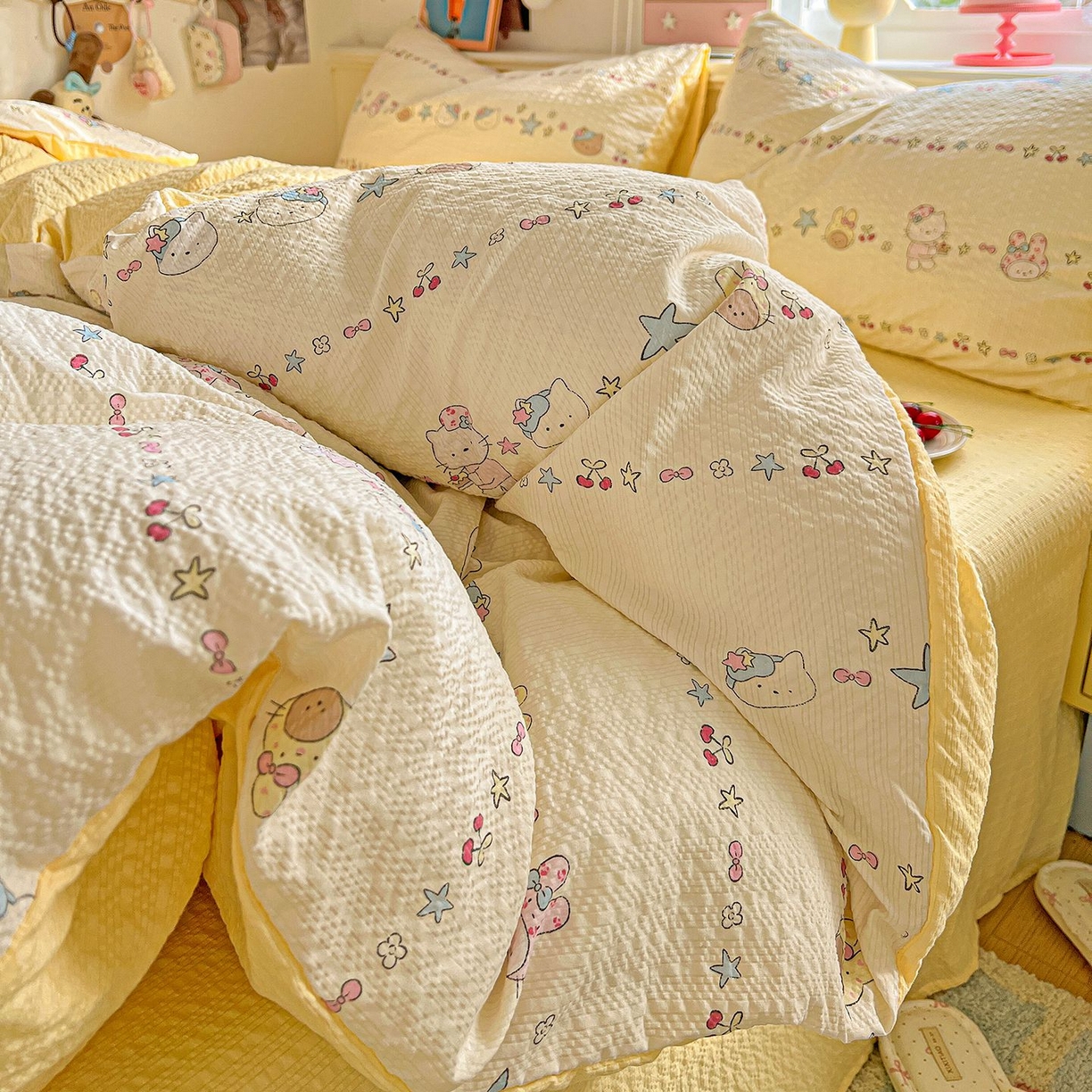 91家纺网 家纺一手货源 找家纺 欧妮家纺 2026新款泡芙棉印花四件套-跑量款 泡芙-萌宠派对（黄）