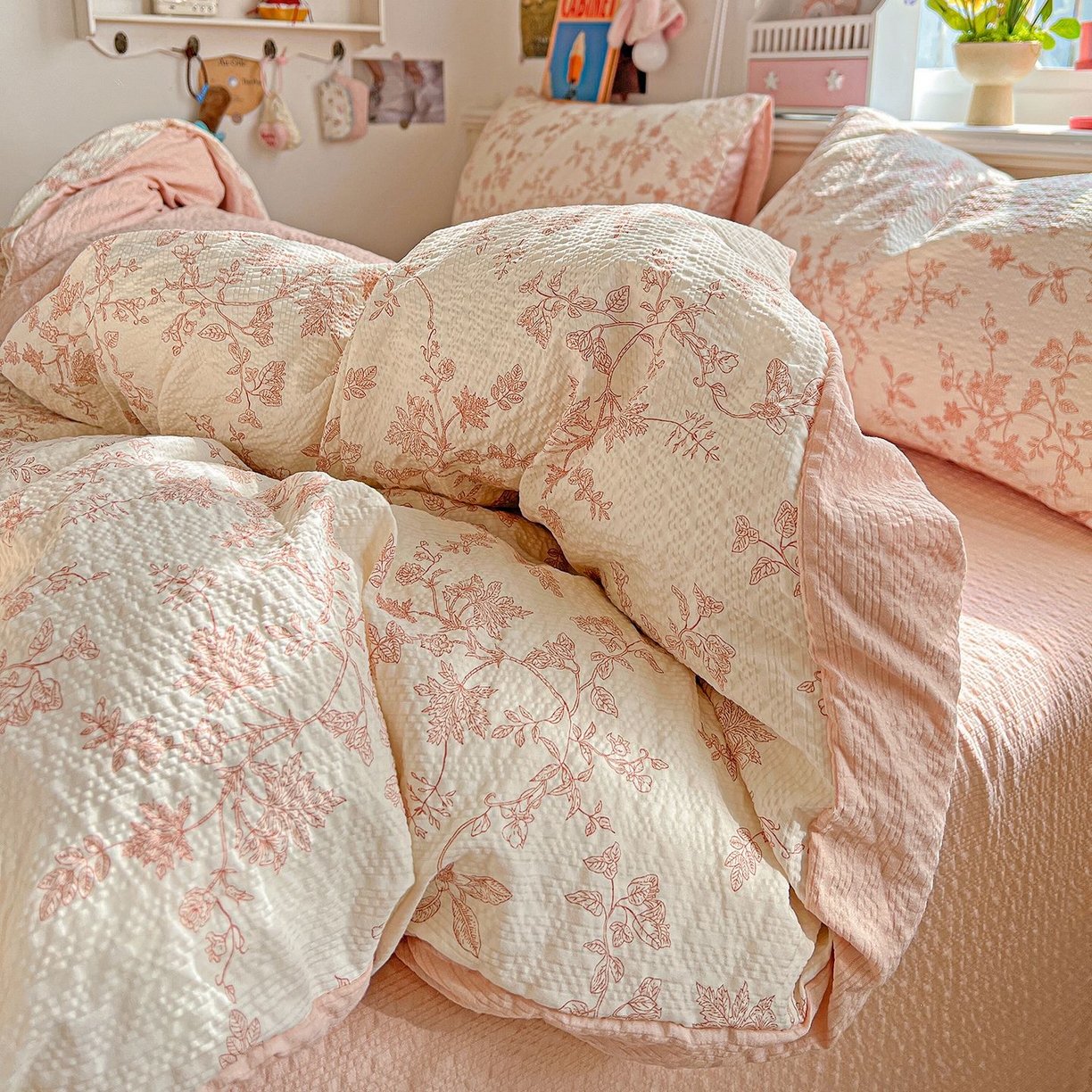 91家纺网 家纺一手货源 找家纺 欧妮家纺 2026新款泡芙棉印花四件套-跑量款 泡芙-花蔓（粉）