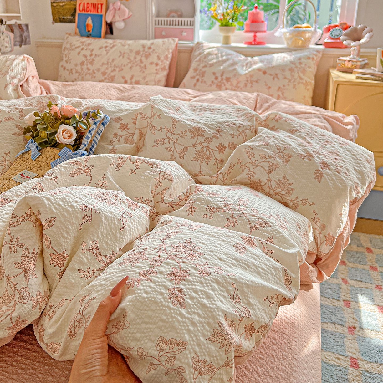 91家纺网 家纺一手货源 找家纺 欧妮家纺 2026新款泡芙棉印花四件套-跑量款 泡芙-花蔓（粉）