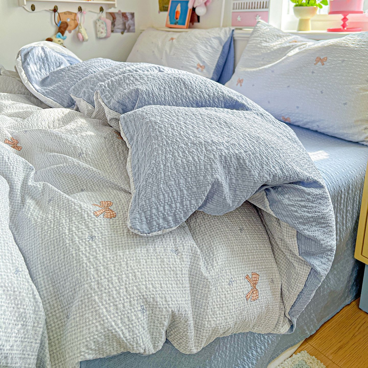 91家纺网 家纺一手货源 找家纺 欧妮家纺 2026新款泡芙棉印花四件套-跑量款 泡芙-格纹蝶梦