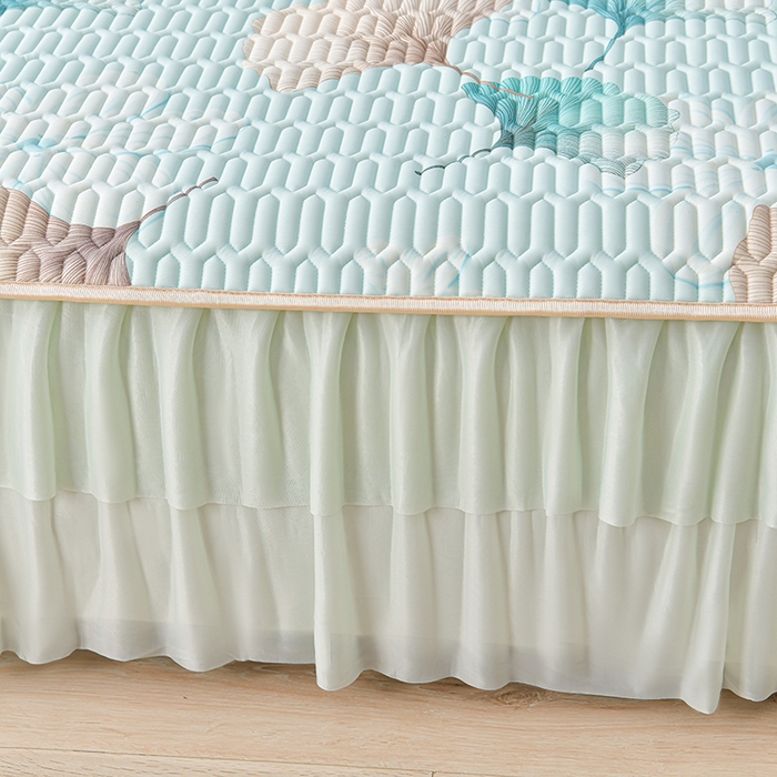 91家纺网 家纺一手货源 找家纺 畅畅家纺 2026春夏新款凉感丝乳胶床裙凉席三件套印花凉席席子-足球花 足球花-银杏叶