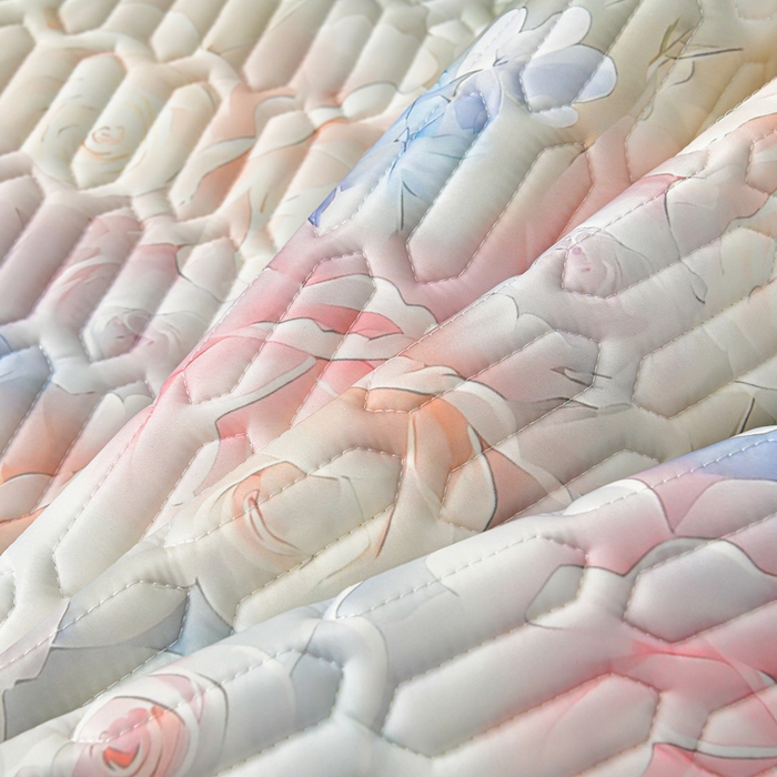 91家纺网 家纺一手货源 找家纺 畅畅家纺 2026春夏新款凉感丝乳胶床裙凉席三件套印花凉席席子-足球花 足球花-繁花-粉