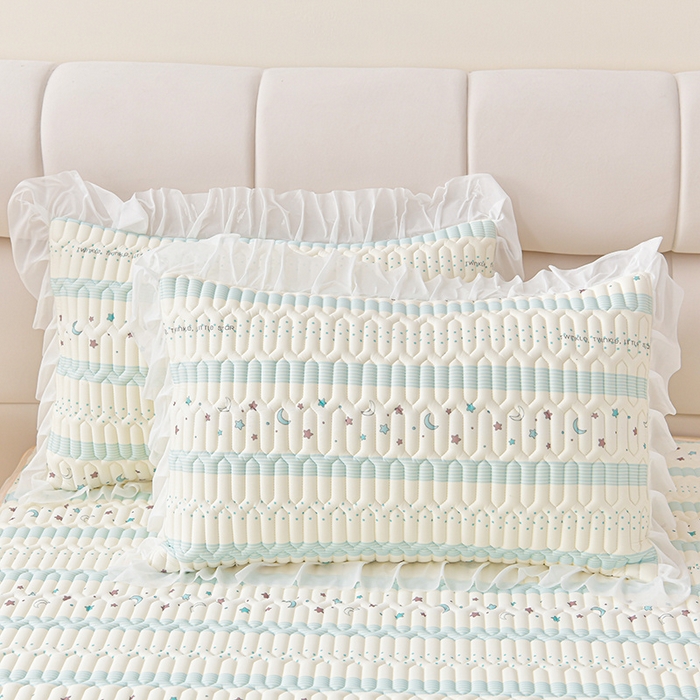 91家纺网 家纺一手货源 找家纺 畅畅家纺 2026春夏新款凉感丝乳胶床裙凉席三件套印花凉席席子-足球花 足球花-星光灿烂