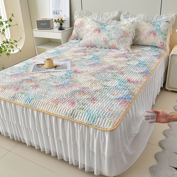 91家纺网 家纺一手货源 找家纺 畅畅家纺 2026春夏新款凉感丝乳胶床裙凉席三件套印花凉席席子-足球花 足球花-繁花-粉