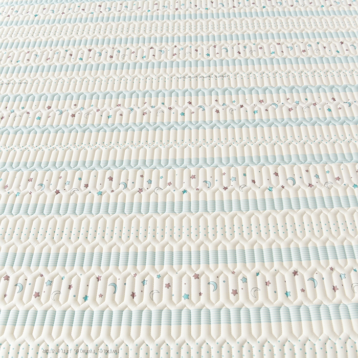 91家纺网 家纺一手货源 找家纺 畅畅家纺 2026春夏新款凉感丝乳胶床裙凉席三件套印花凉席席子-足球花 足球花-星光灿烂