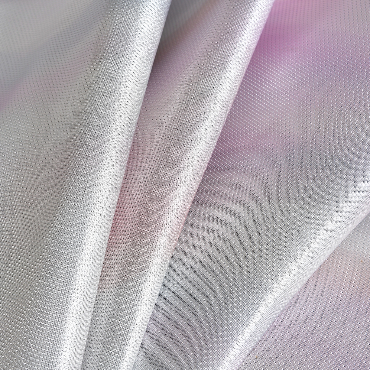 91家纺网 家纺一手货源 找家纺 畅畅家纺 2026春夏新款豆豆冰丝印花复合床裙款席子凉席三件套 炫彩-粉