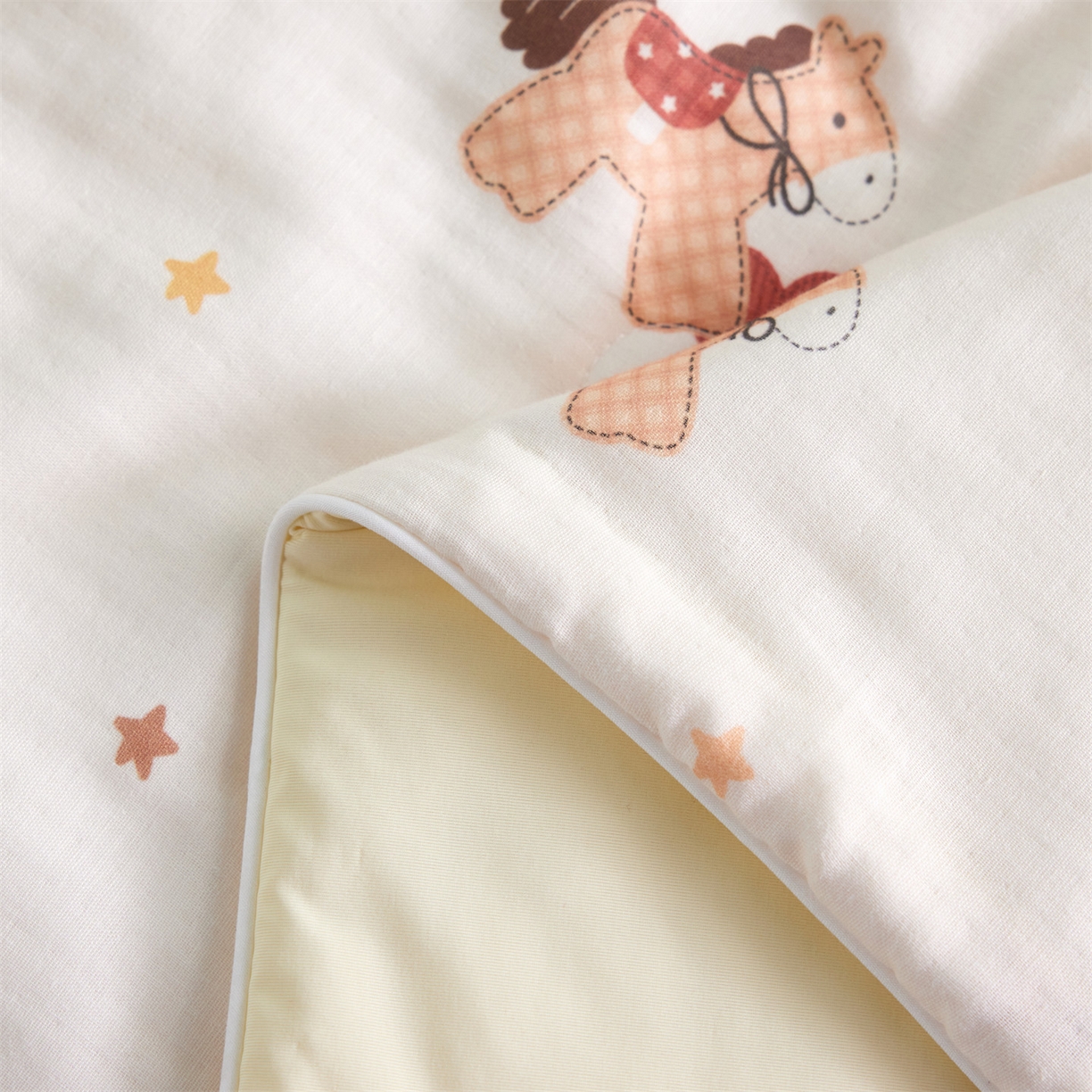 91家纺网 家纺一手货源 找家纺 瑞米家居 2026新款A类冰纱双感被夏被夏凉被空调被 木马-米