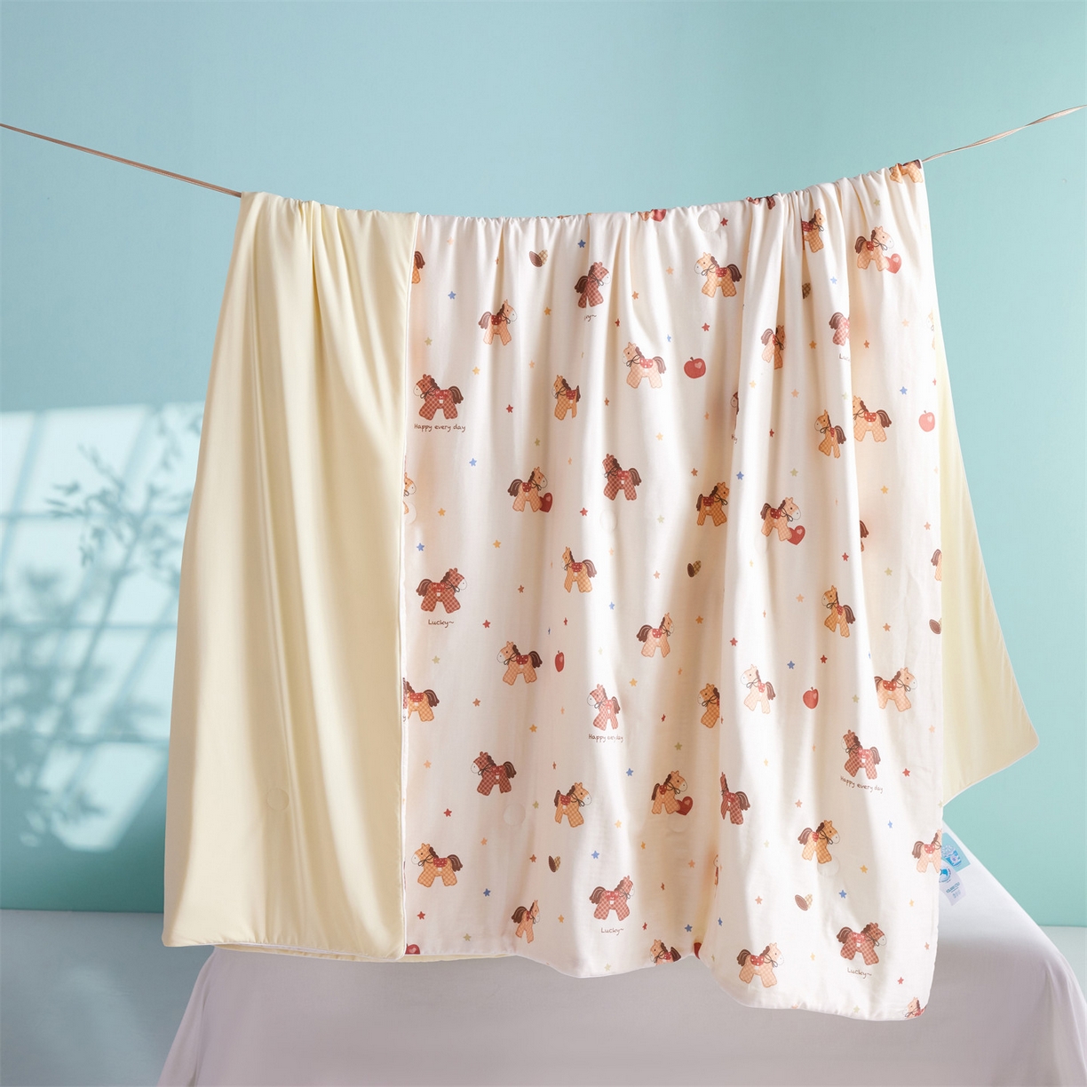 91家纺网 家纺一手货源 找家纺 瑞米家居 2026新款A类冰纱双感被夏被夏凉被空调被 木马-米