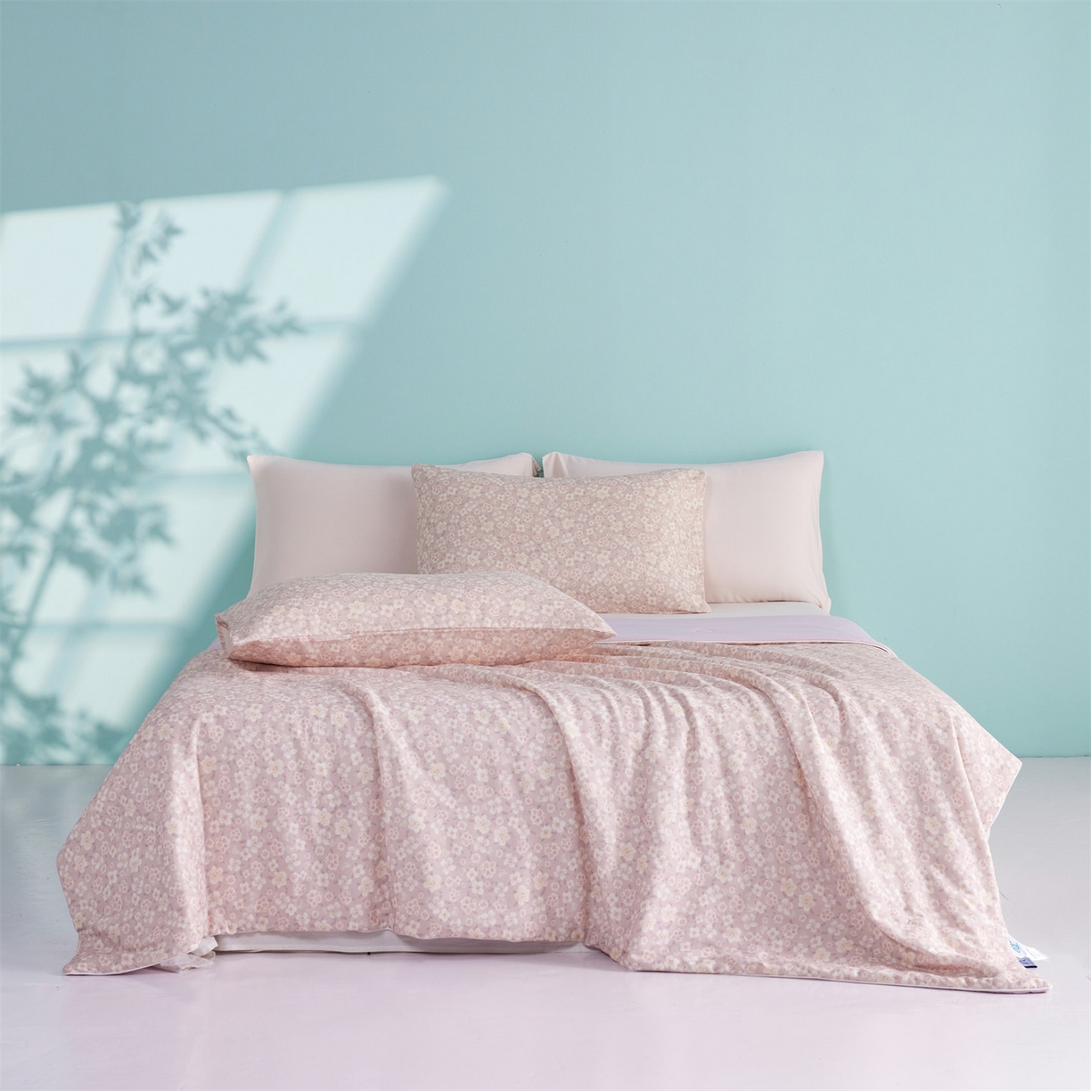 91家纺网 家纺一手货源 找家纺 瑞米家居 2026新款A类冰纱双感被夏被夏凉被空调被 蔷薇-粉