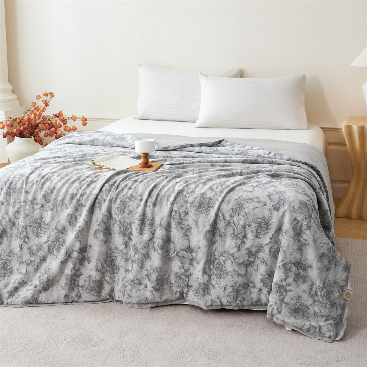 91家纺网 家纺一手货源 找家纺 瑞米家居 2026新款全棉色织花夏被夏凉被空调被 花与月-中灰