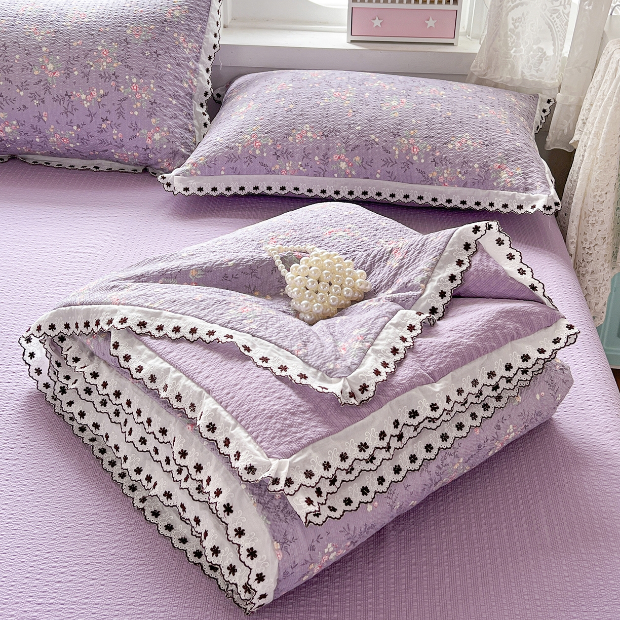 91家纺网 家纺一手货源 找家纺 恒尚居 2026新款A类泡芙纱花边夏被夏凉被空调被四套件 【花间紫】全棉花边