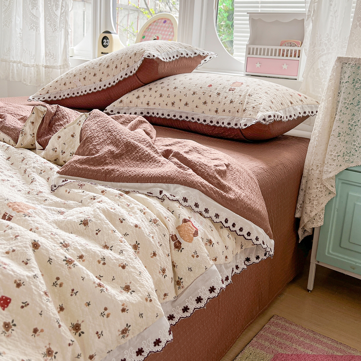 91家纺网 家纺一手货源 找家纺 恒尚居 2026新款A类泡芙纱花边夏被夏凉被空调被四套件 【花雨小兔】全棉花边