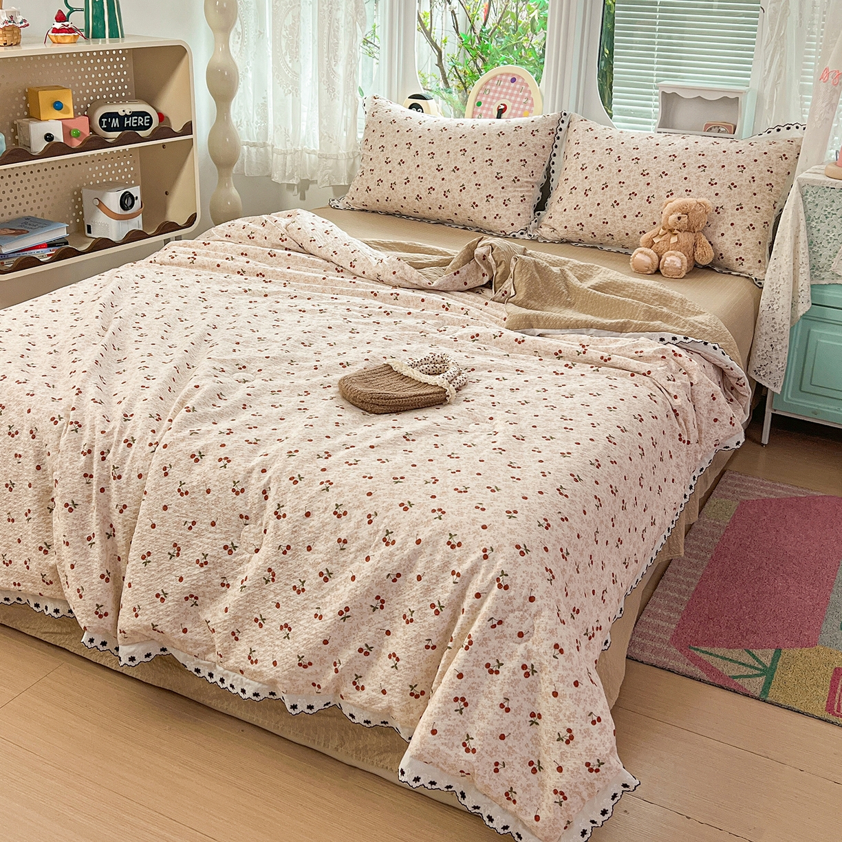 91家纺网 家纺一手货源 找家纺 恒尚居 2026新款A类泡芙纱花边夏被夏凉被空调被四套件 【满地樱桃】全棉花边