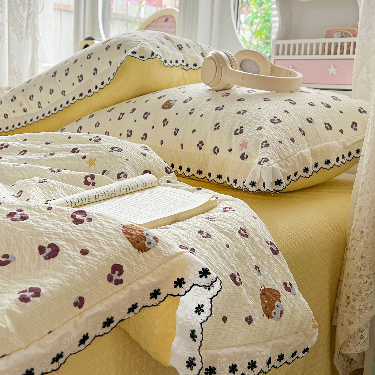 91家纺网 家纺一手货源 找家纺 恒尚居 2026新款A类泡芙纱花边夏被夏凉被空调被四套件 【奶呼小猫】全棉花边