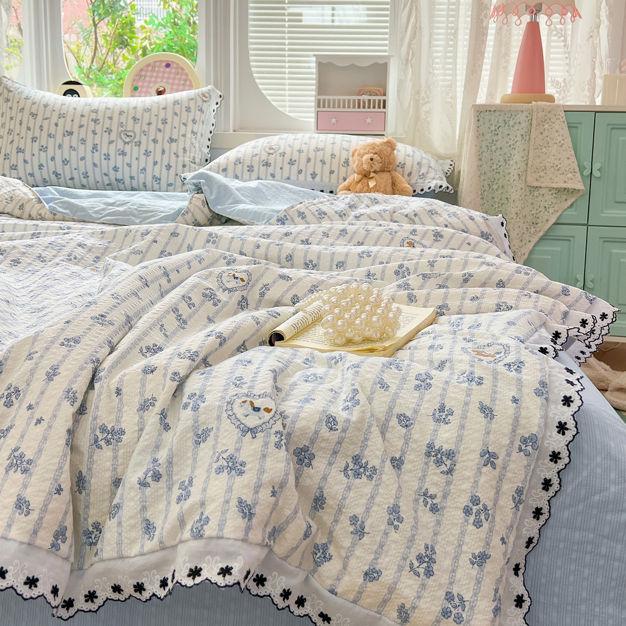 91家纺网 家纺一手货源 找家纺 恒尚居 2026新款A类泡芙纱花边夏被夏凉被空调被四套件 【柔蓝爱心马】全棉花边