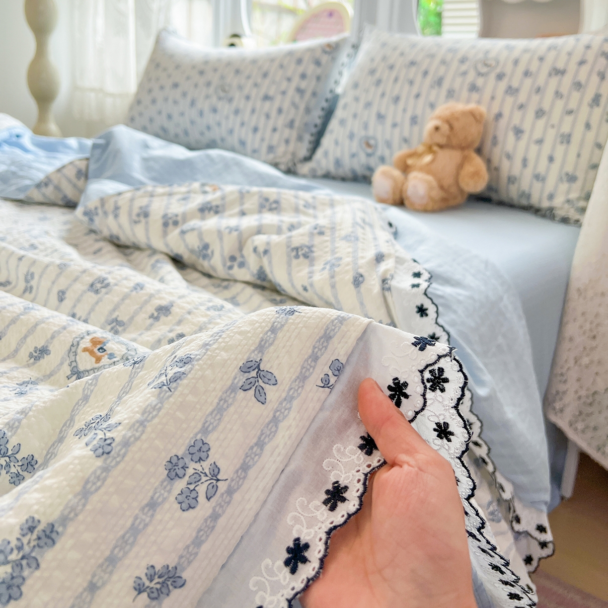 91家纺网 家纺一手货源 找家纺 恒尚居 2026新款A类泡芙纱花边夏被夏凉被空调被四套件 【柔蓝爱心马】全棉花边