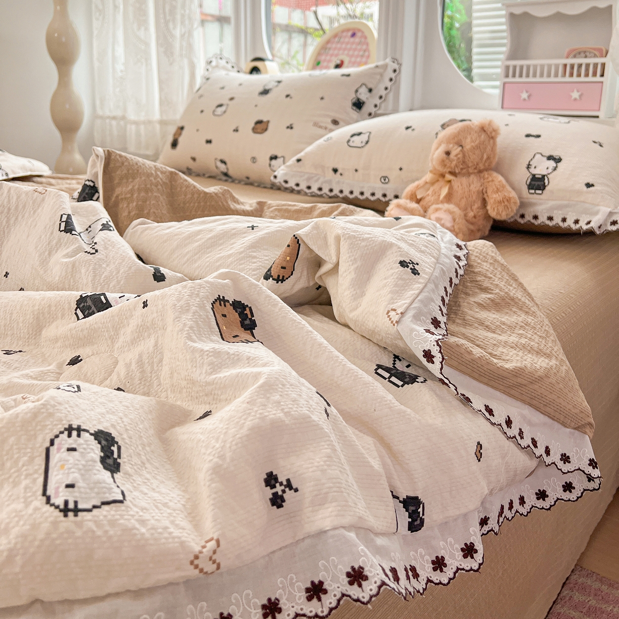 91家纺网 家纺一手货源 找家纺 恒尚居 2026新款A类泡芙纱花边夏被夏凉被空调被四套件 【甜妹小猫】全棉花边