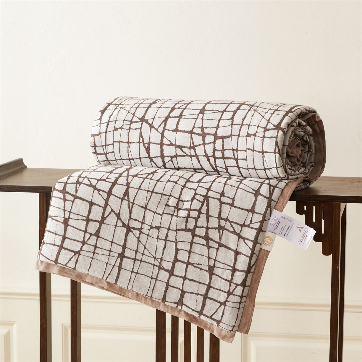 91家纺网 家纺一手货源 找家纺 瑞米家居 2026新款全棉色织花夏被夏凉被空调被 隐白-正咖