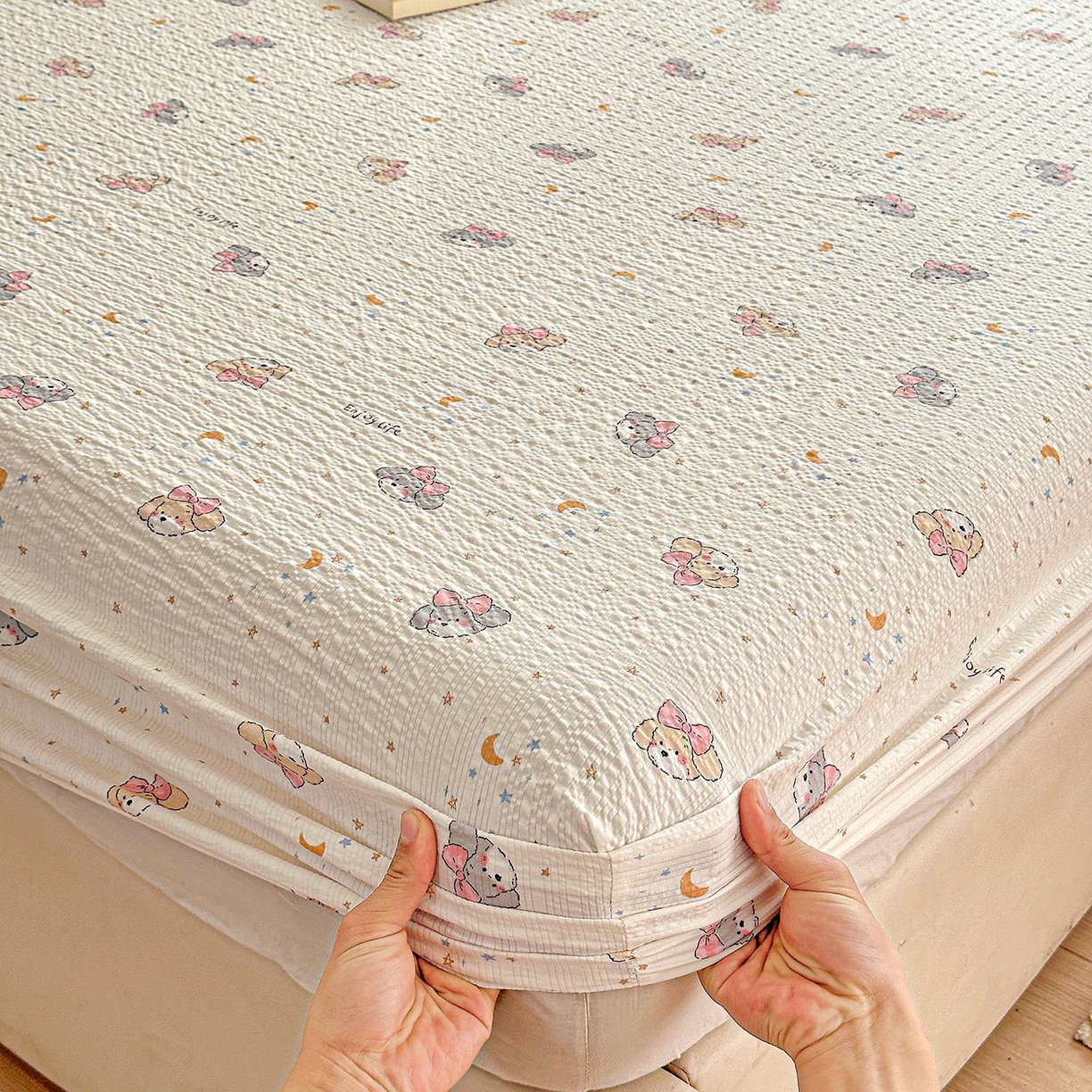 91家纺网 家纺一手货源 找家纺 欧妮家纺 2026新款泡芙棉单床笠-床垫保护套 泡芙-星空