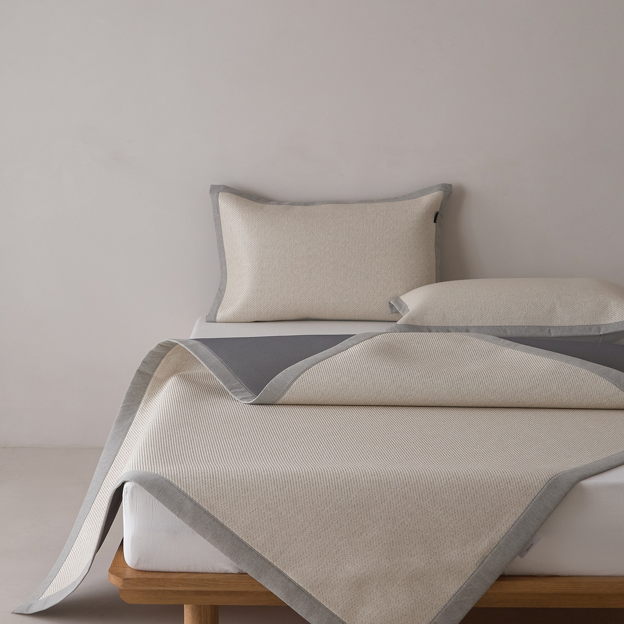 91家纺网 家纺一手货源 找家纺 JUICY 橘滋家纺 2026新款全棉提花高端婚庆刺绣传臻系列四件套多件套 龙凤良缘