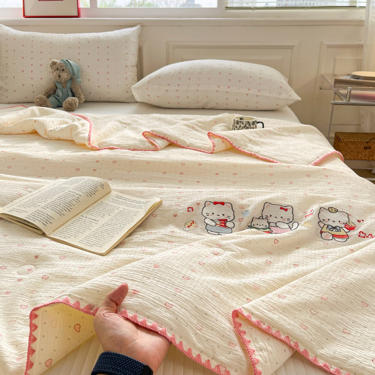 91家纺网 家纺一手货源 找家纺 （总）一加一 2026新款皱皱纱绣花三角针大豆夏被夏凉被空调被三件套