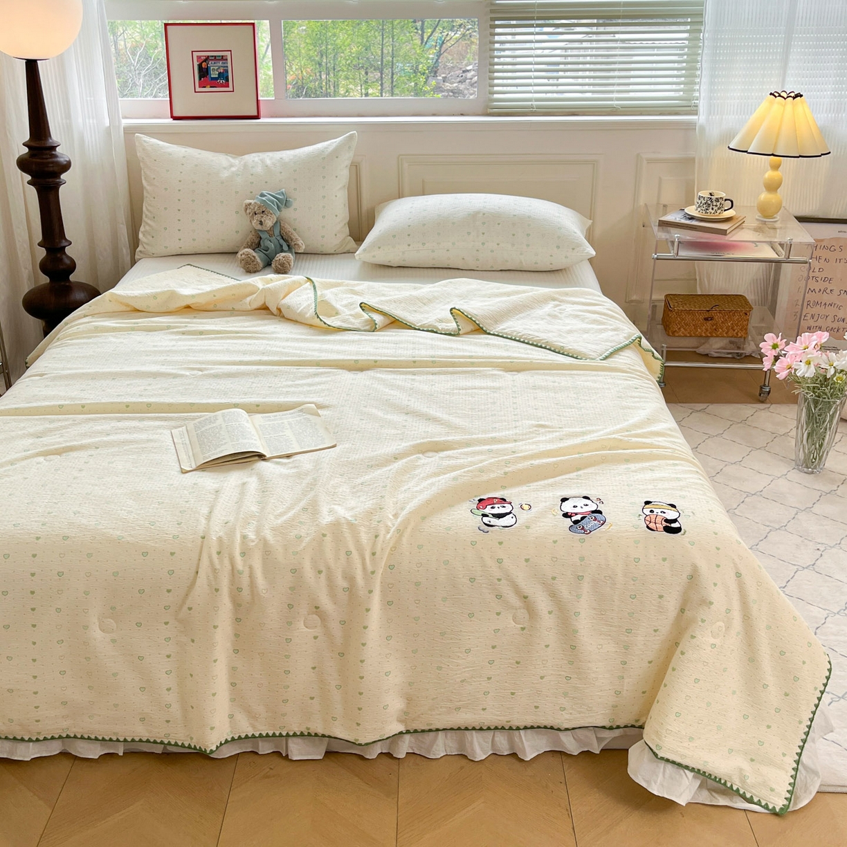 91家纺网 家纺一手货源 找家纺 一加一 2026新款皱皱纱绣花三角针大豆夏被夏凉被空调被三件套 熊猫乐园