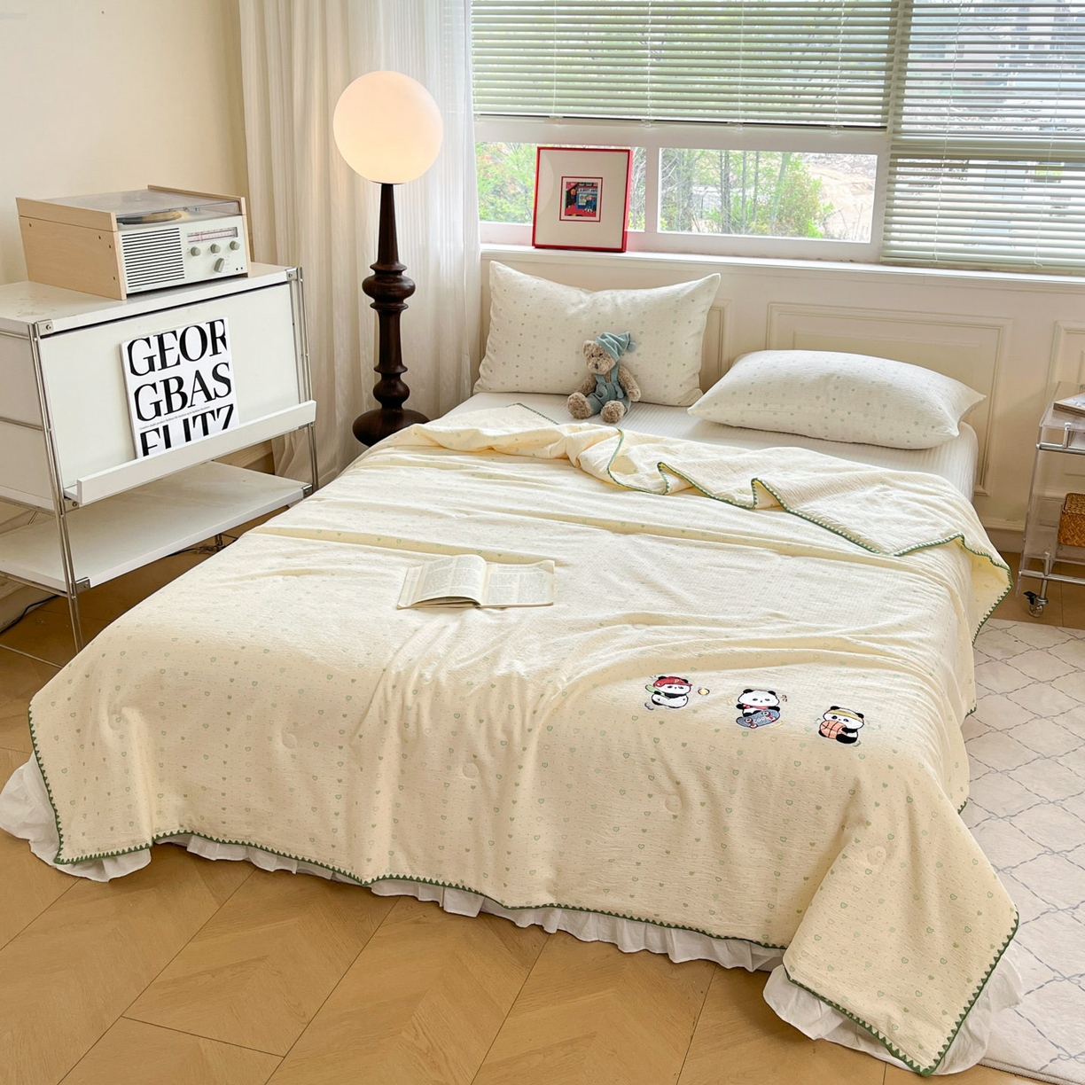 91家纺网 家纺一手货源 找家纺 一加一 2026新款皱皱纱绣花三角针大豆夏被夏凉被空调被三件套 熊猫乐园