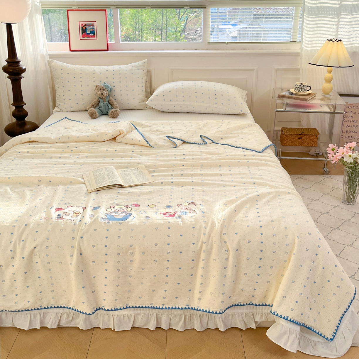 91家纺网 家纺一手货源 找家纺 一加一 2026新款皱皱纱绣花三角针大豆夏被夏凉被空调被三件套 卡皮巴拉