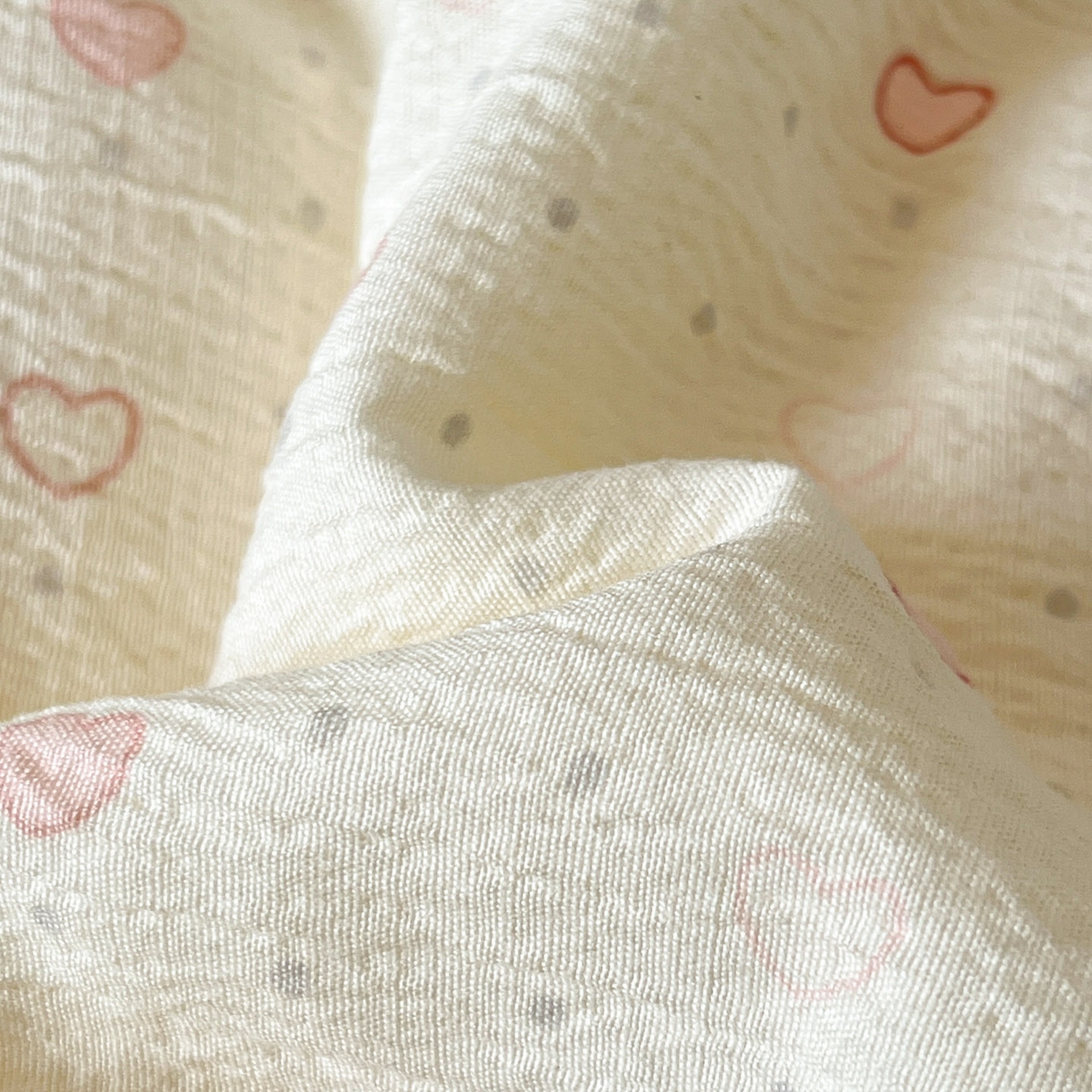 91家纺网 家纺一手货源 找家纺 一加一 2026新款皱皱纱绣花三角针大豆夏被夏凉被空调被三件套 粉心小兔